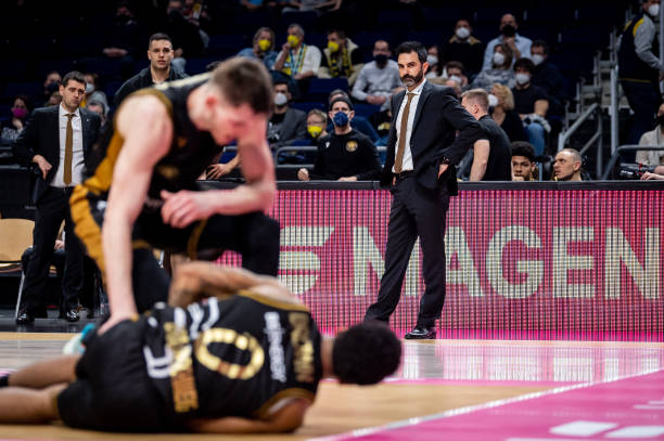 迪的背后 迪的背后